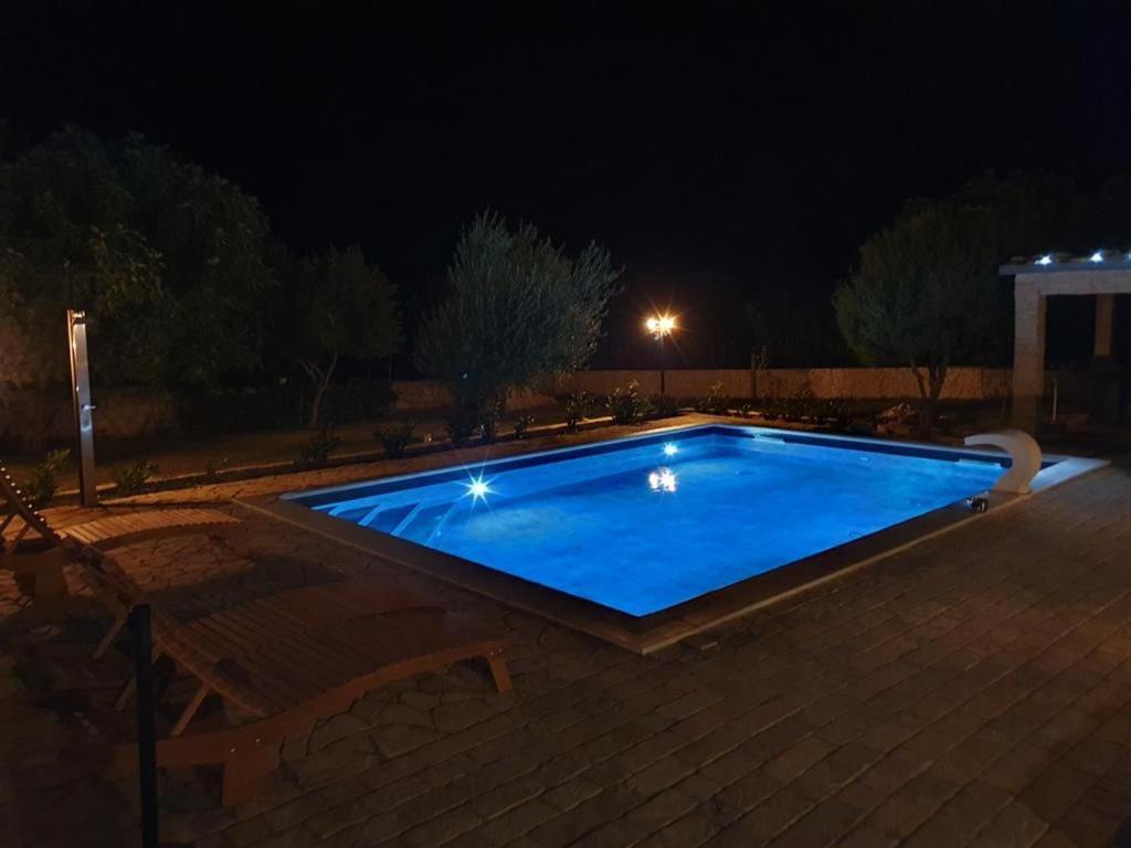 Villa Pag Dubrava Relax With Pool Bosana Kültér fotó